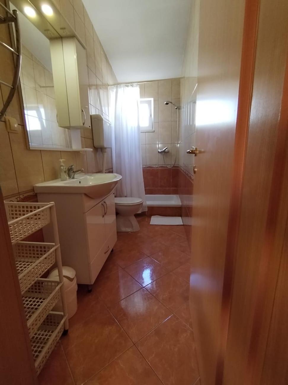 Apartmani Ljubo Primošten Exterior foto